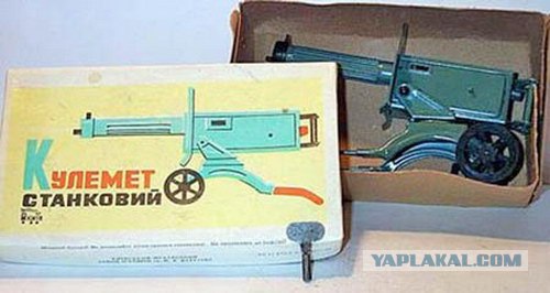 Игрушки советского детства (25 фото)