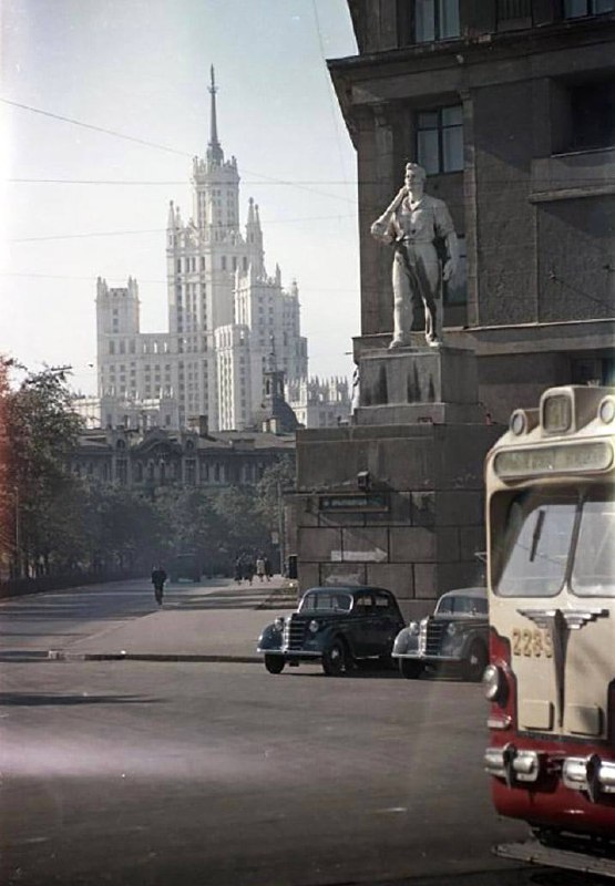 Москва и москвичи. Двадцатый век