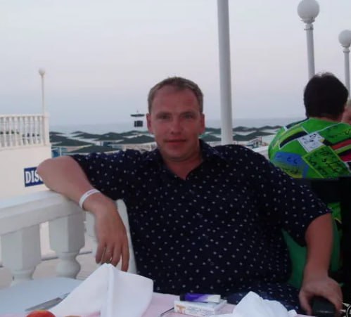 Экипаж, поняв, что терпит бедствие, увёл машину от ближайших деревень и поселков в лес