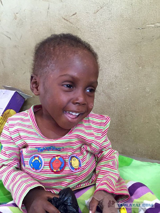 Спасение брошенного ребенка в Нигерии