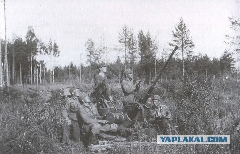 Пулемет-призрак.  Для чего в 1941 году объединили пулемет Максима и патефон