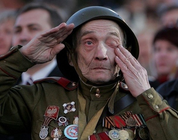 С праздником Победы!