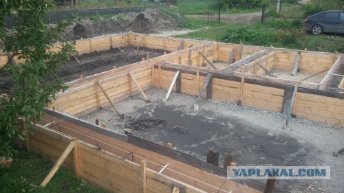 Фундамент за летние выходные.