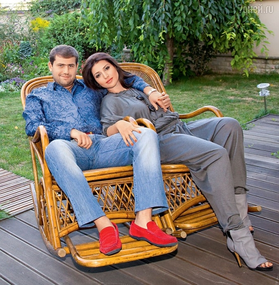 Звезды и их молодые любовники