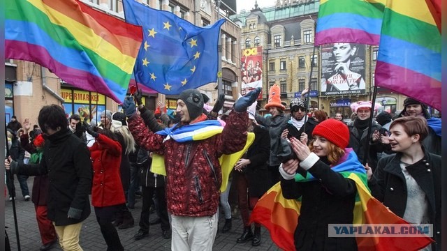 В одном из ресторанов Москвы чеченец жестко избил двух русских парней
