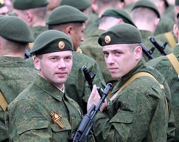Активисты призвали «отменять» российских звёзд за неправильный патриотизм