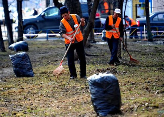 Она полгода бережно собирала и обрабатывала 6 000 листьев, пока не реализовала свою мечту