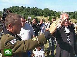 Памятник офицеру вермахта к 9 мая