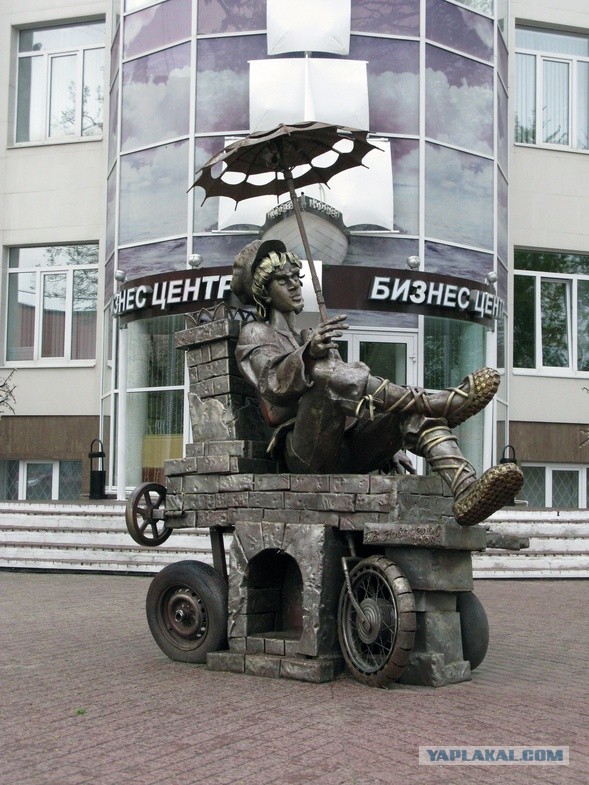 Необычные статуи мира