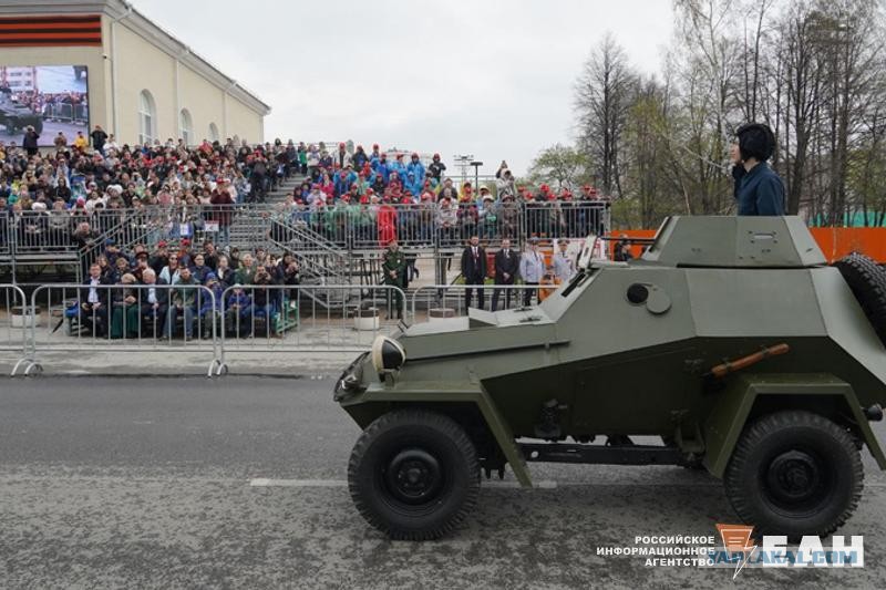Торжественное шествие раритетной техники в День Победы прошло в Верхней Пышме. Фото