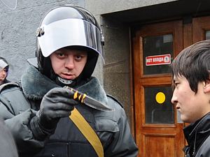А у Киевского вокзала все ждут погромов