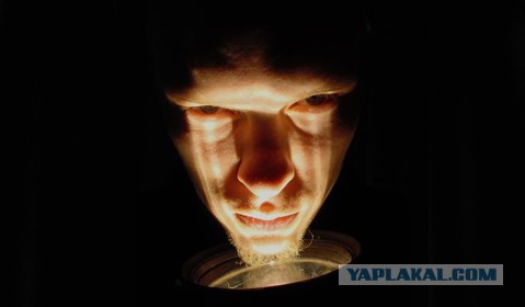 Министр обороны Польши наговорил в лампочку