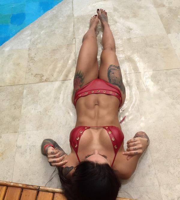 Спортивный силуэт: подборка фотографий спортивных девушек