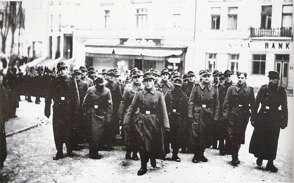 Памятник примирения – кому и зачем