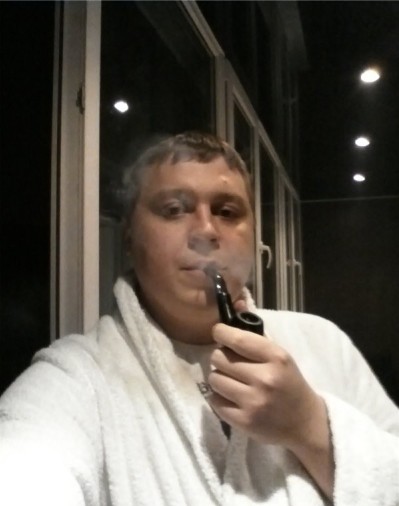 Камин на балконе