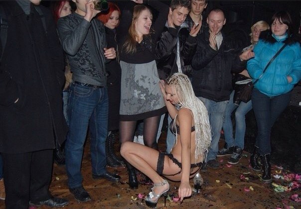 Ужасы и приколы из соцсетей 18+