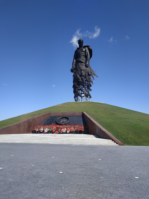 О маршале Жукове, Маршале Победы