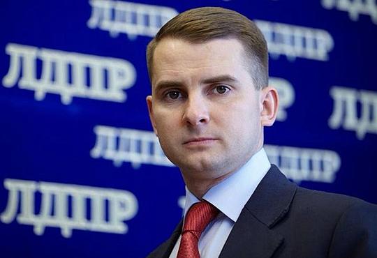 В Госдуме предлагают убрать с прилавков алкоголь