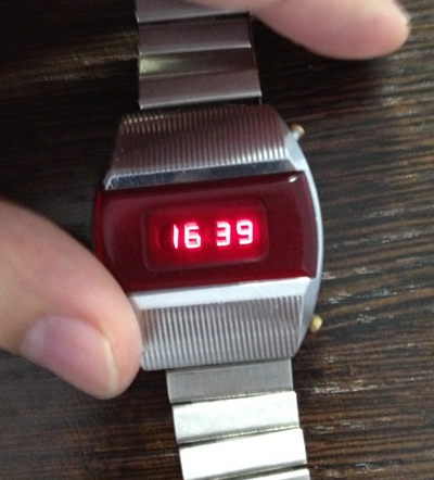 Montana против Apple Watch