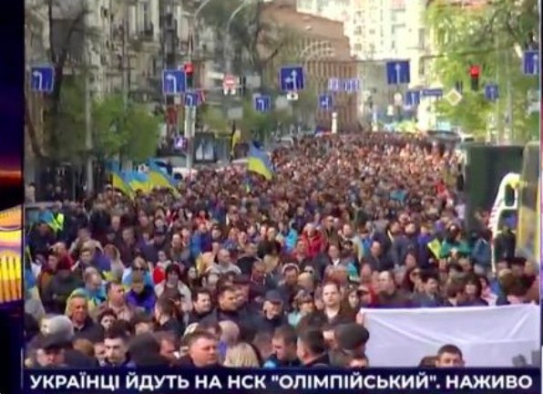 Зеленский и Порошенко: дебаты с переводом на русский язык | LIVE