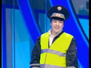 ГАИшник такой машет, стой проверю тебя...