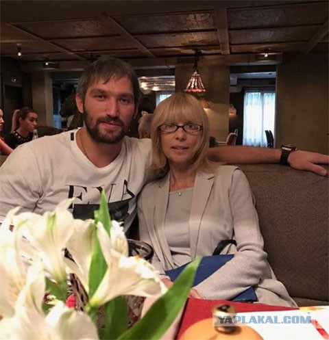 Жена Александра Овечкина сообщила, что следующий сезон в НХЛ действительно станет последним для её мужа