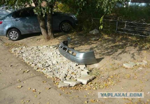 Веселые водители, которые паркуются необычным способом