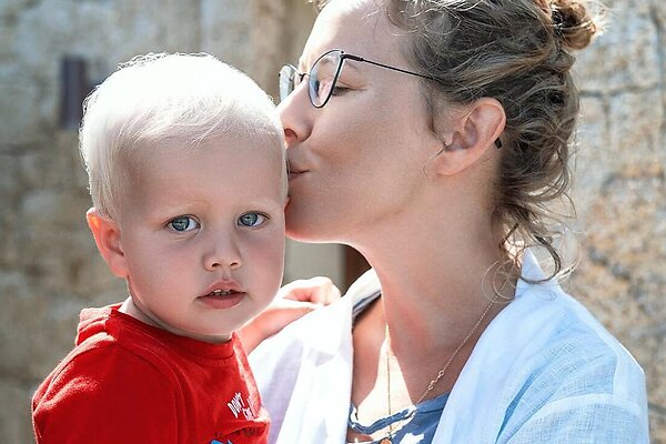 Ксения Собчак снялась полностью обнаженной в купели
