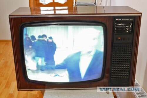 Зачем в СССР всегда прикладывали электрическую схему к бытовой радиоаппаратуре, и почему сейчас такого не встретишь