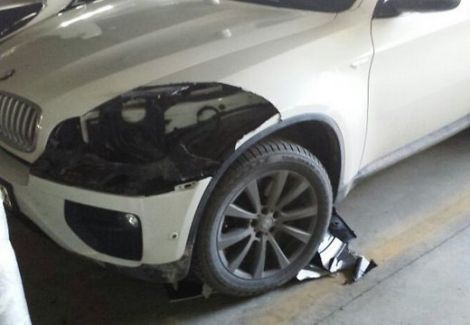 У Mazda в Ростове вырезают противотуманки.=