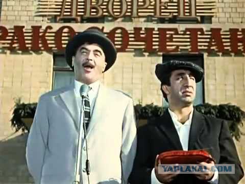 Чиновник пришел поздравить выжившую женщину  с годовщиной терракта, назвав ее "именинницей"