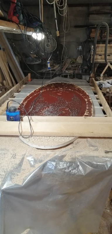 Стол для... Ну просто чтобы был