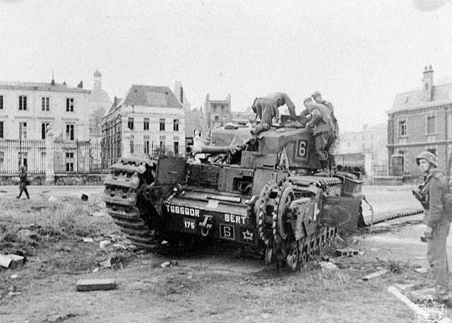 Фотографии второй мировой, многие цветные (фото)