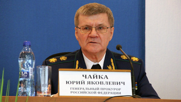 "Сижу на кухне, пью чай..."