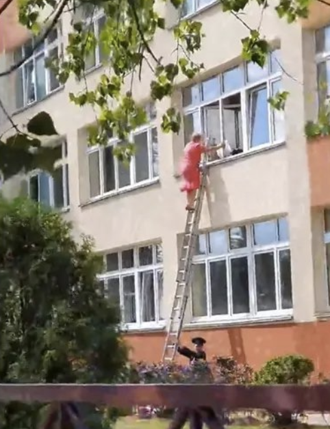 Путину пожаловались на Снежану Денисовну из «Нашей Russia»