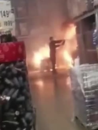 ⚡В Томске горит огромный торговый центр