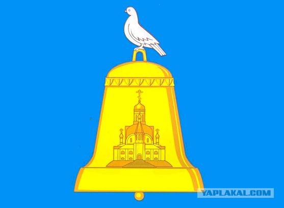 Попросил жену связать яркий свитер