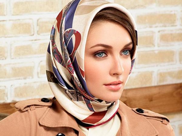 Мужчина заставил мусульманку избавиться от хиджба под угрозой поджечь заживо