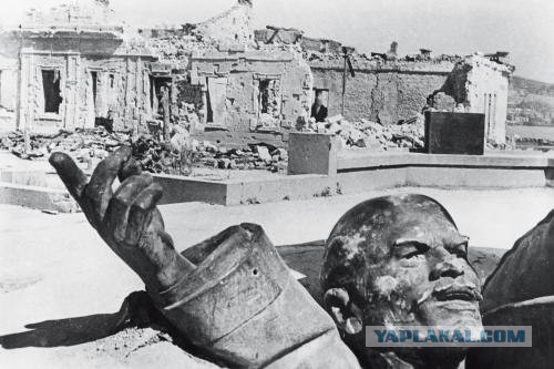 Ровно 75 лет назад пал, но не сдался Севастополь.