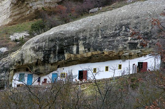 Древние государства и пещерные города Крыма
