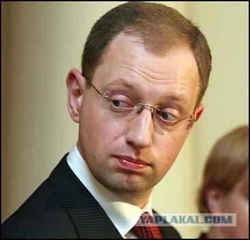 Хунта ввела войска в Харьков и Донецк