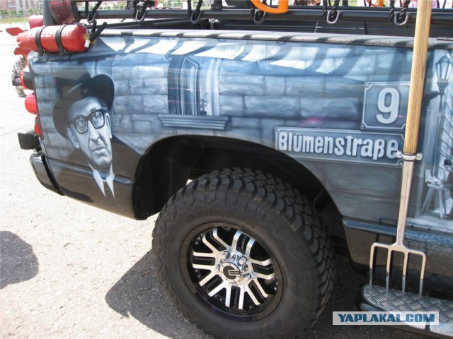 Художница из Коми сделала для отца-пограничника