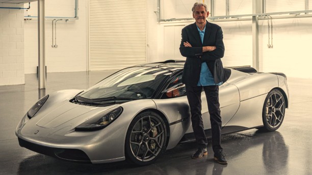 В России впервые за 13 лет зарегистрировали новый Bugatti