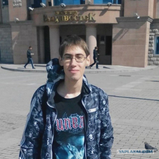 Delivery Club уволил и оштрафовал курьера, попросившего отгул в связи с похоронами матери. Это вызвало волну возмущения в сети