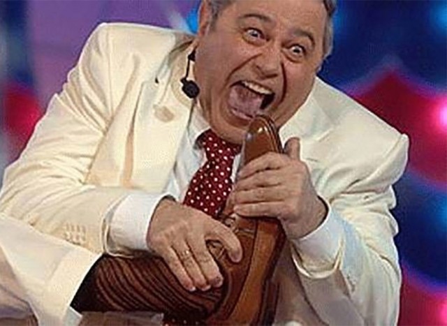 Жена простудилась, успокаиваю картинками про медиков