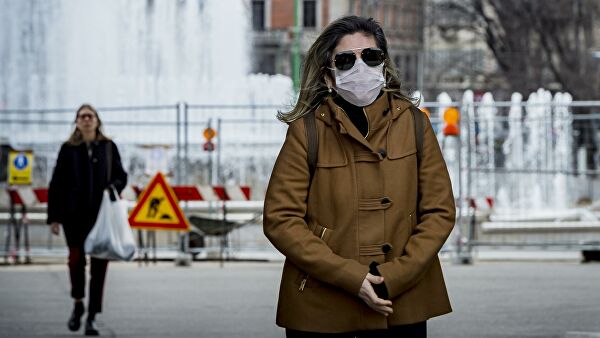 ВОЗ посоветовала носить медицинские маски только больным и врачам