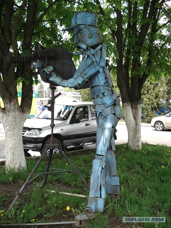 Необычные статуи мира