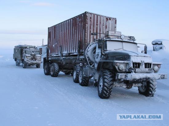 Дороги России:  автозимник.