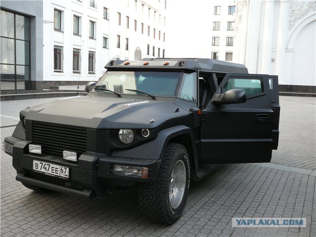 Нечасто встречающейся внедорожник - Toyota Mega Cruiser