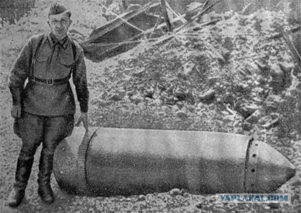 Почему немецкие бомбы и самолёты свистели?